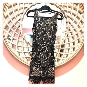 Black lace dress Sz Med. NWT